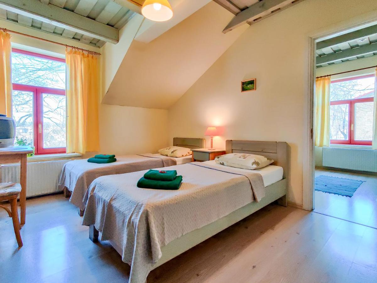 Hotel Raibie Logi Ventspils Exteriér fotografie